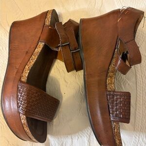 Brown Leather Women's Sandals